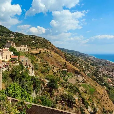 La Al Mare Holiday home